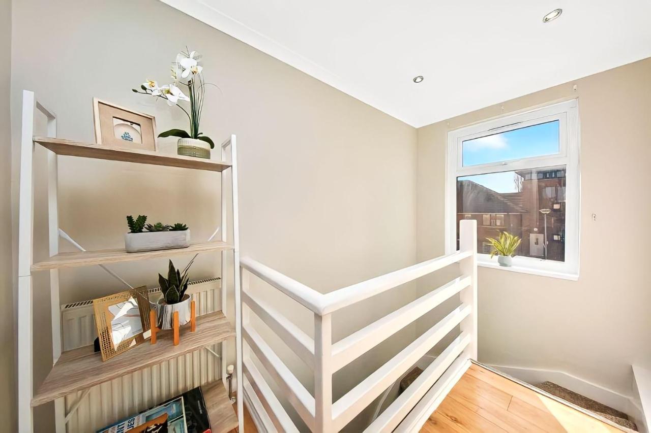 Apartament 1bd In Leyton Zone 2 *